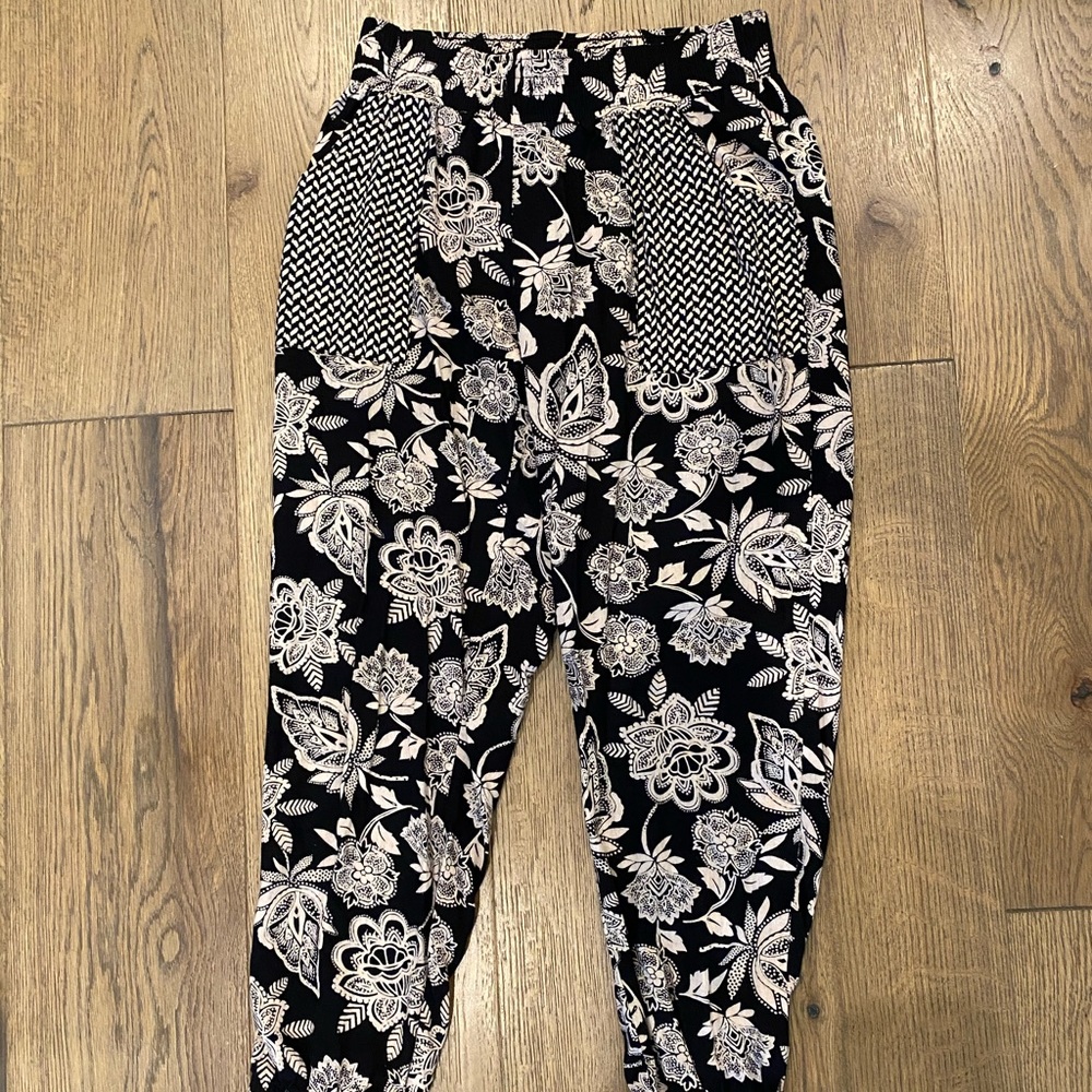 Parachute pants